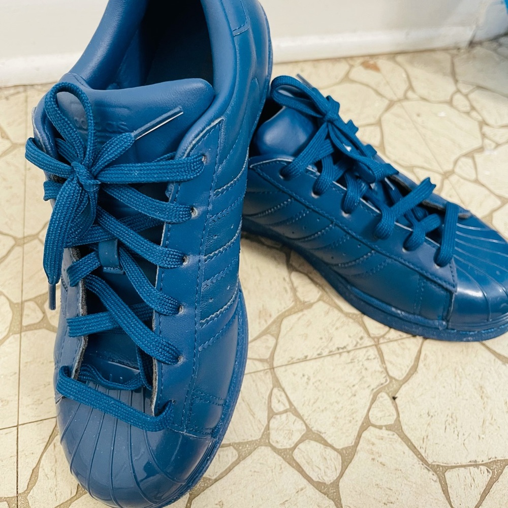 Adidas all-star leather 6.5 USA/ 5UK / 23.5 JP